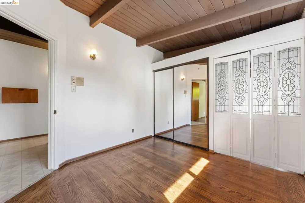 4380 Jana Vista El Sobrante, CA 94803