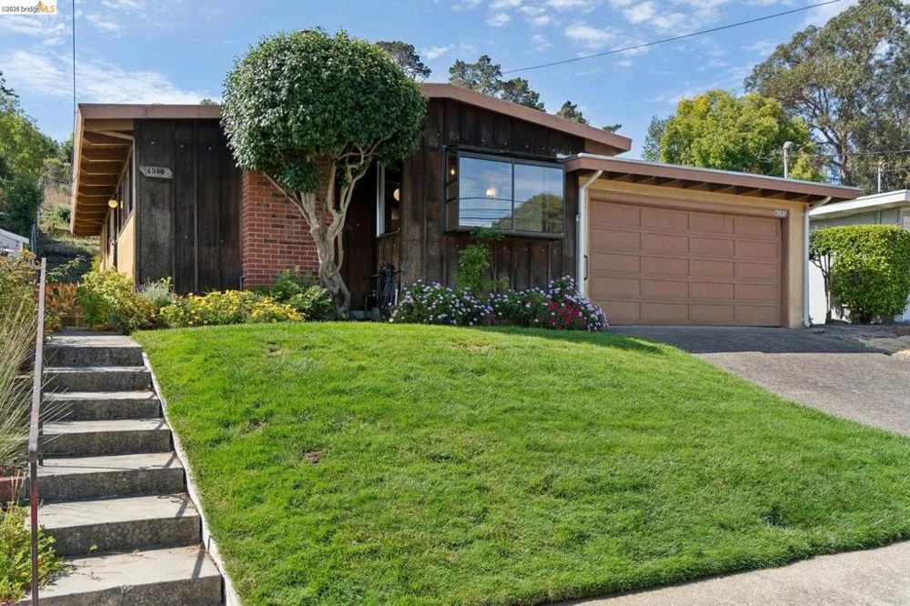 4380 Jana Vista El Sobrante, CA 94803