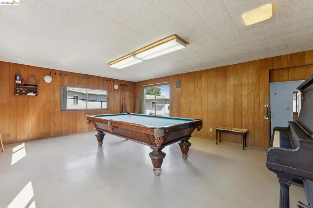 4380 Jana Vista El Sobrante, CA 94803