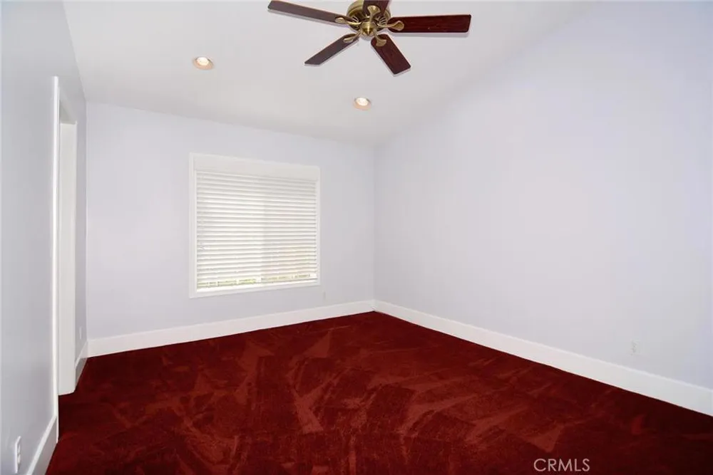 18843 Paseo Nuevo Drive Tarzana, CA 91356