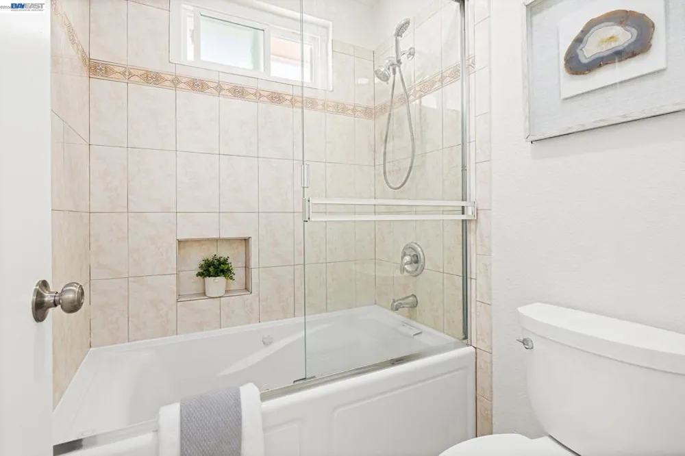5439 Sunstar Commons Fremont, CA 94555
