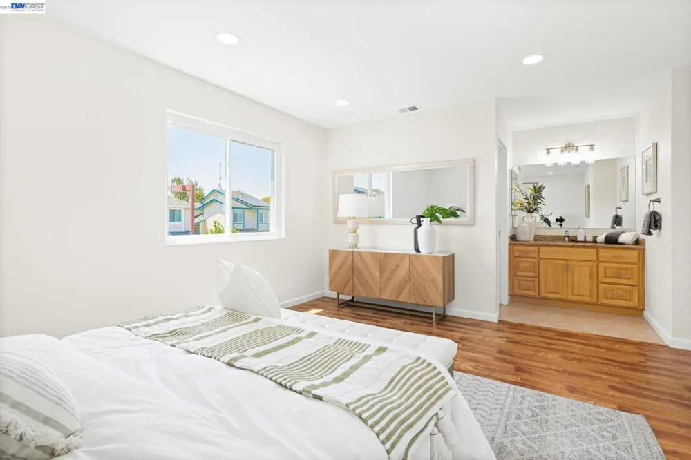 5439 Sunstar Commons Fremont, CA 94555