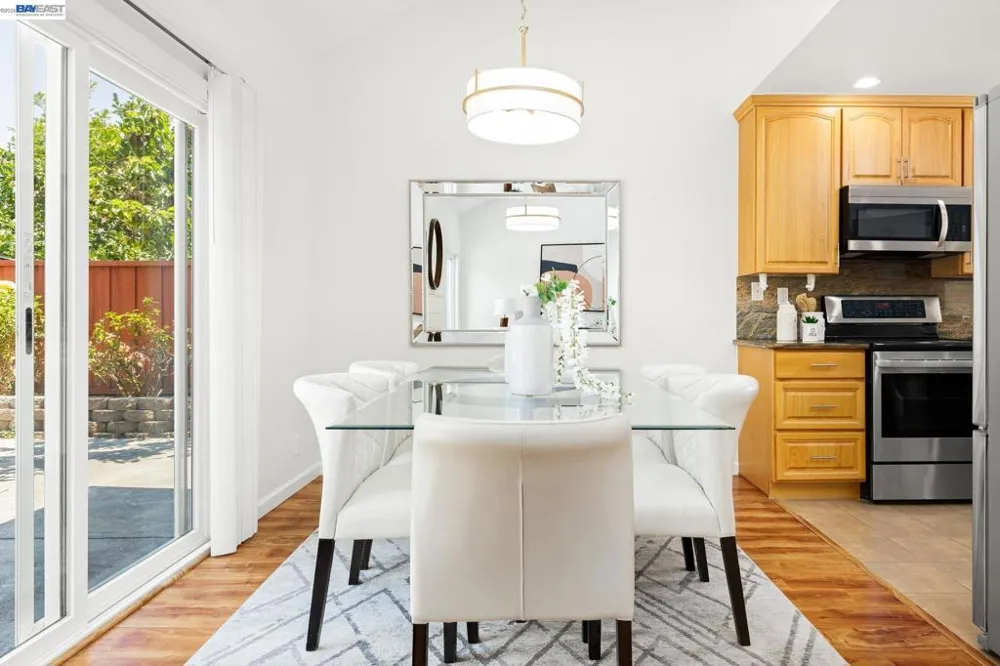 5439 Sunstar Commons Fremont, CA 94555
