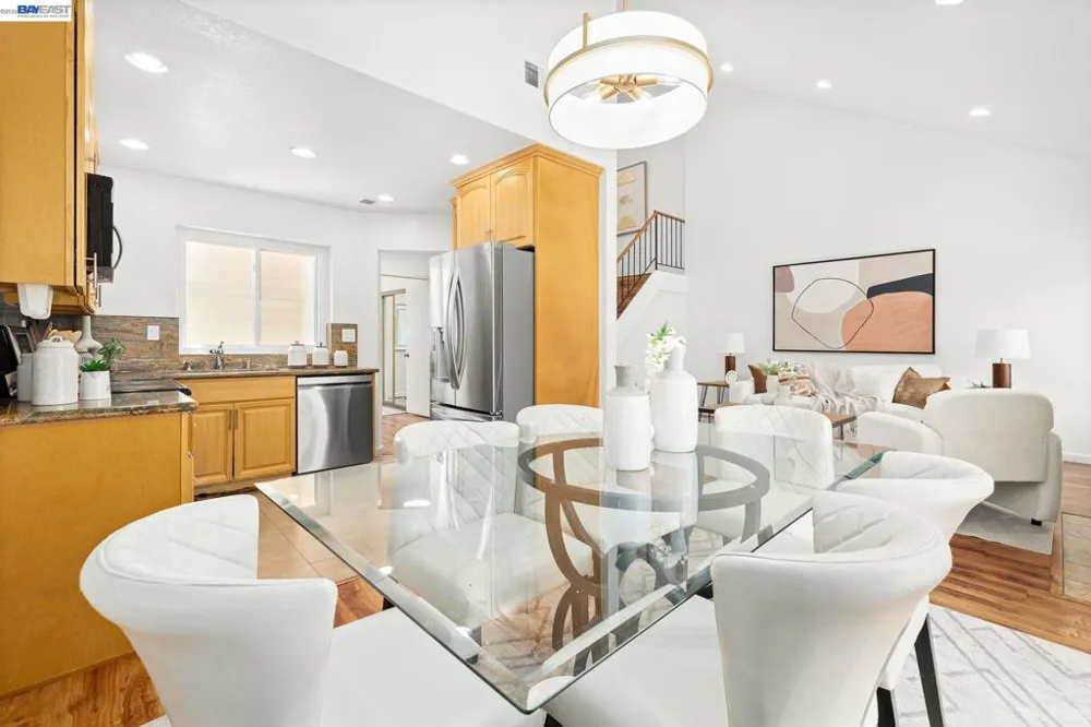 5439 Sunstar Commons Fremont, CA 94555