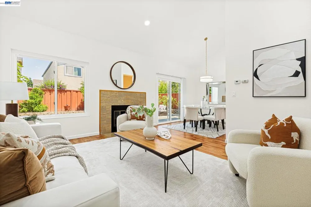 5439 Sunstar Commons Fremont, CA 94555