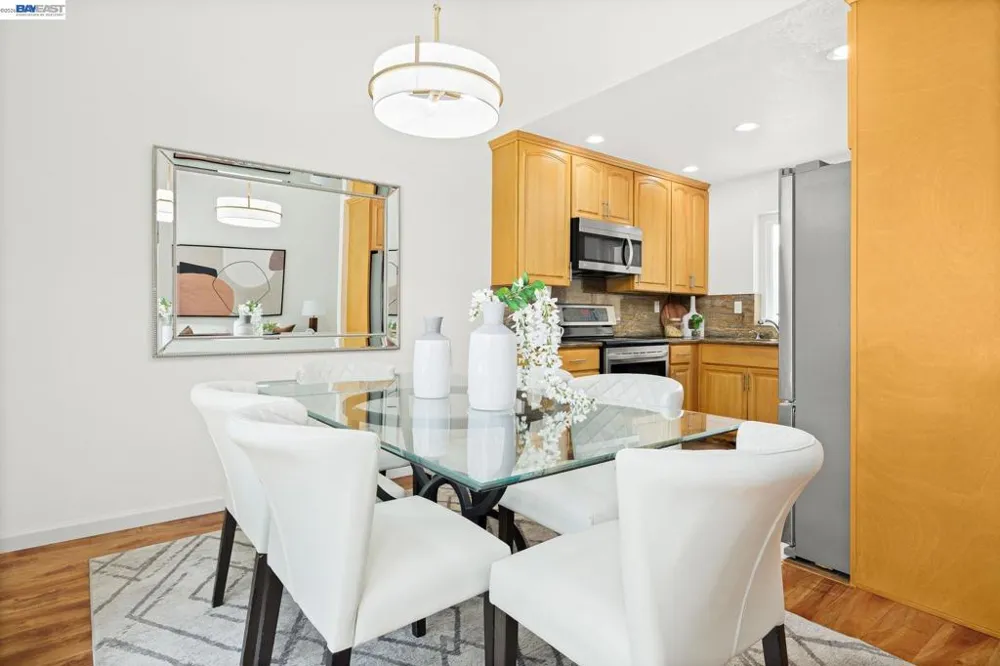 5439 Sunstar Commons Fremont, CA 94555