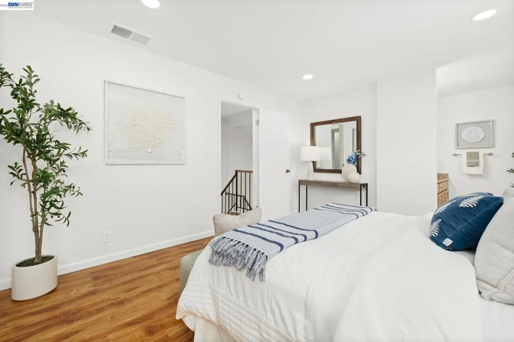5439 Sunstar Commons Fremont, CA 94555