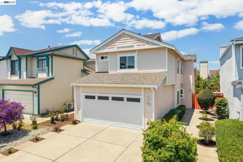 5439 Sunstar Commons