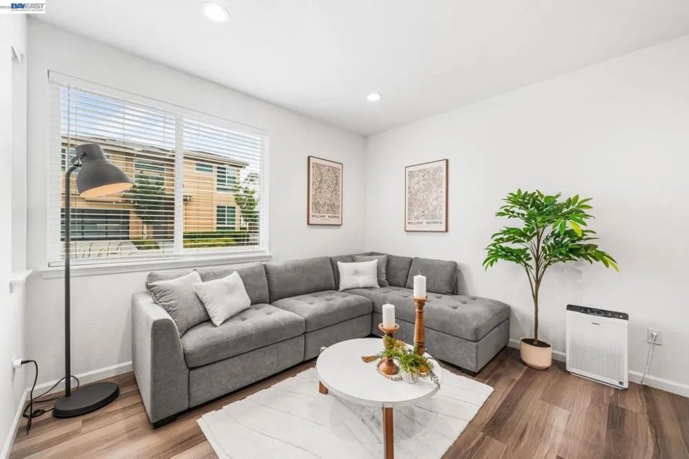 6288 Diamond Way Dublin, CA 94568