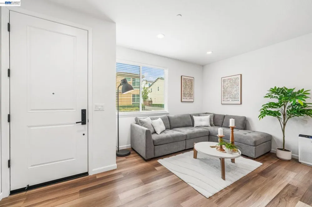 6288 Diamond Way Dublin, CA 94568