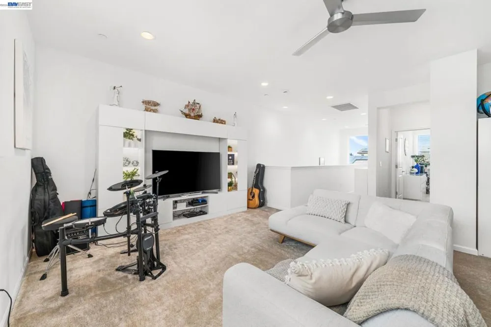 6288 Diamond Way Dublin, CA 94568