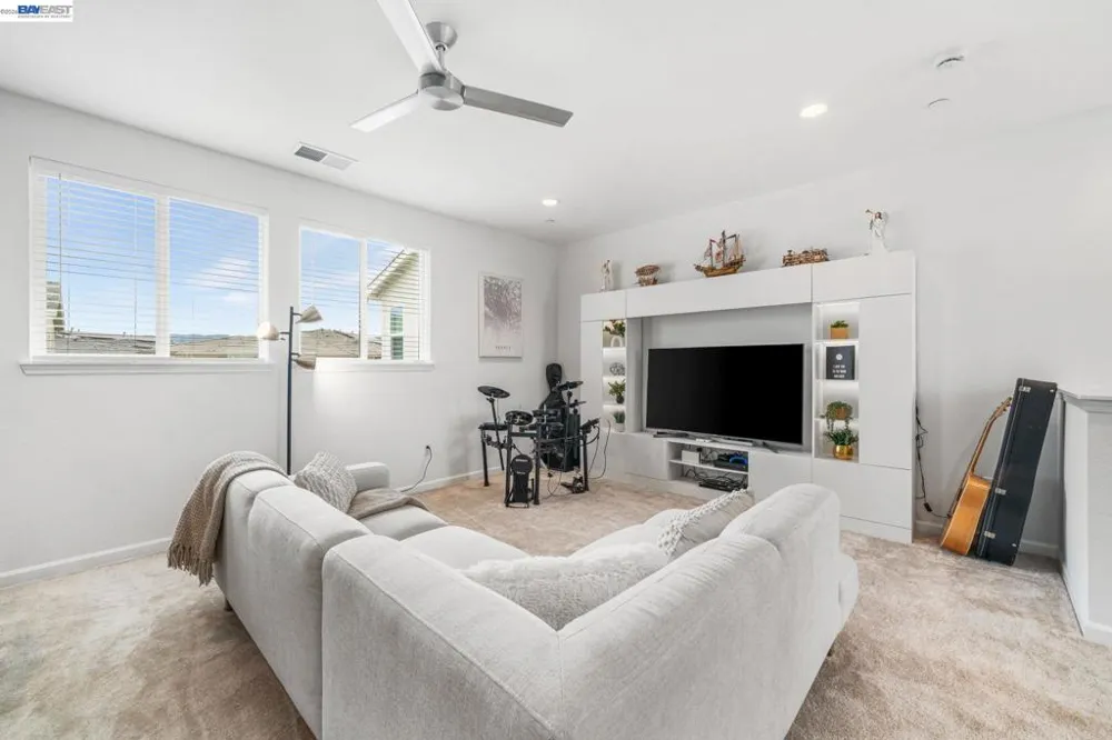 6288 Diamond Way Dublin, CA 94568