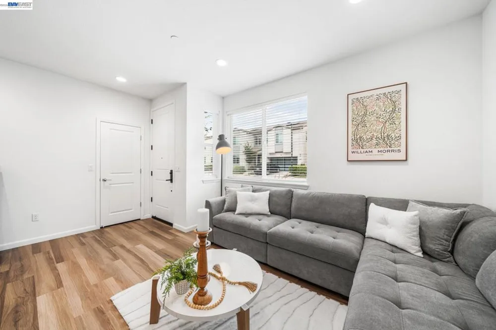 6288 Diamond Way Dublin, CA 94568