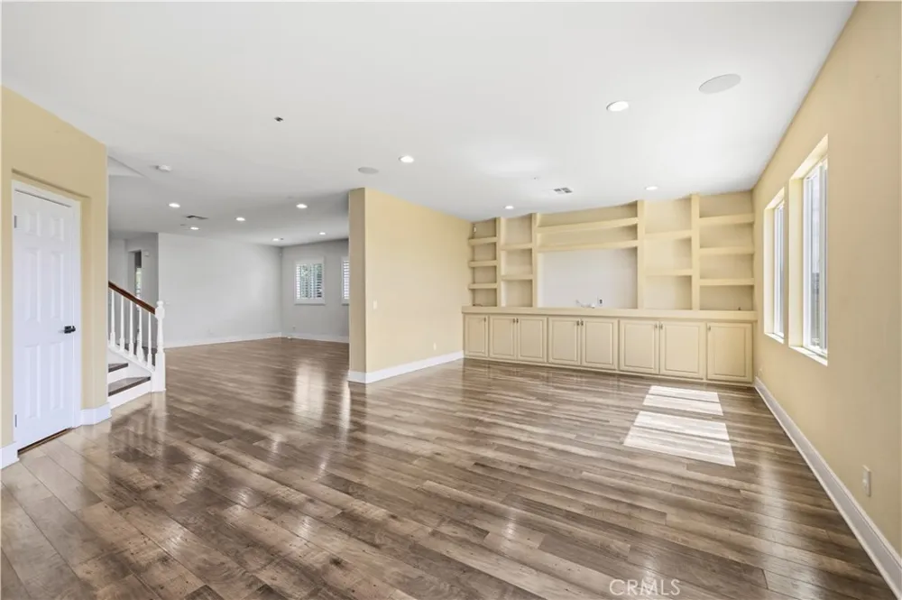20540 Suzie Saugus, CA 91350