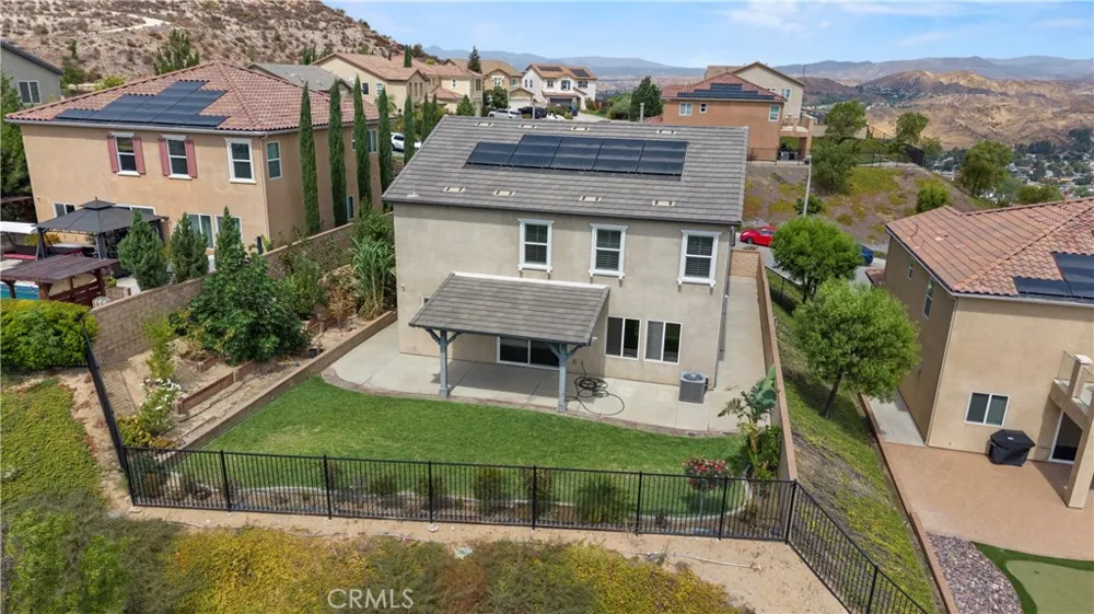 20540 Suzie Saugus, CA 91350