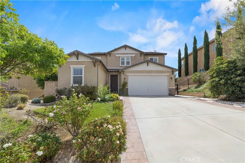 20540 Suzie Saugus, CA 91350