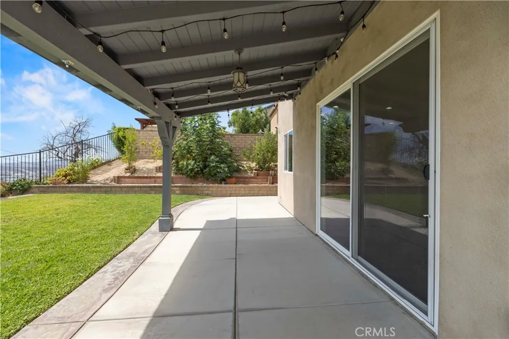 20540 Suzie Saugus, CA 91350