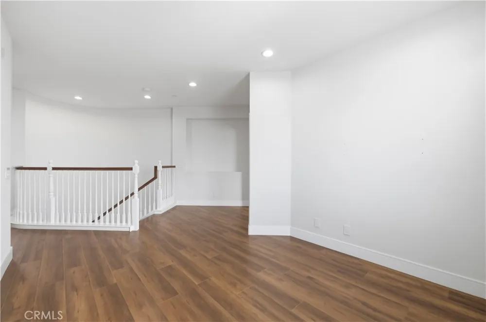 20540 Suzie Saugus, CA 91350