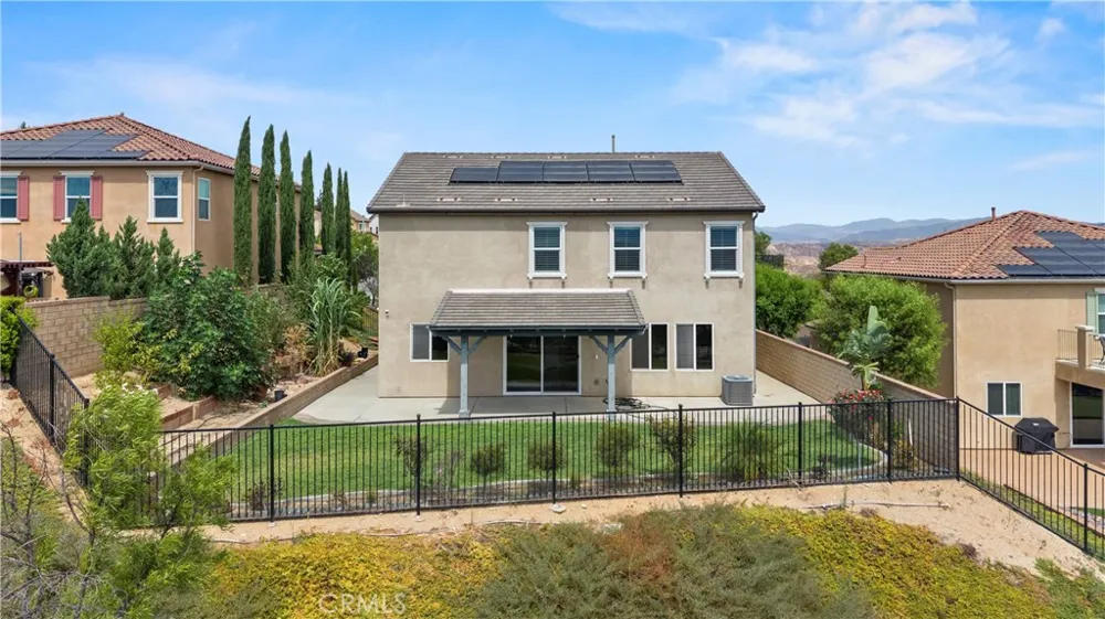 20540 Suzie Saugus, CA 91350