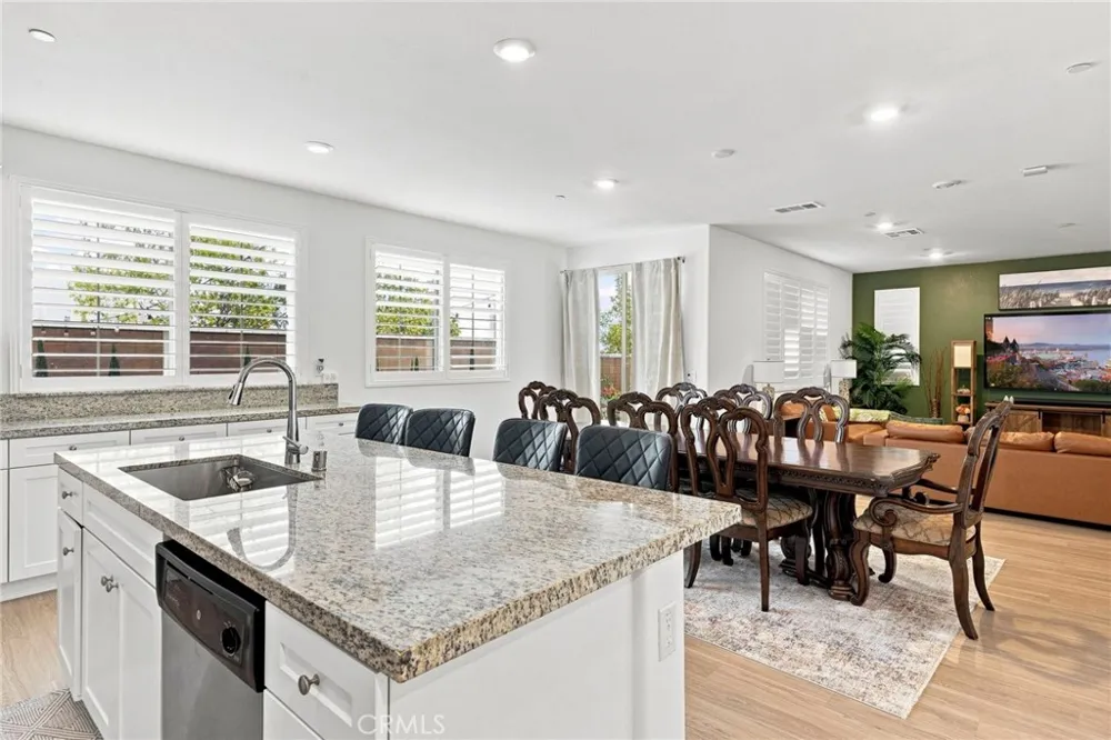5355 Delaney Way Fontana, CA 92336