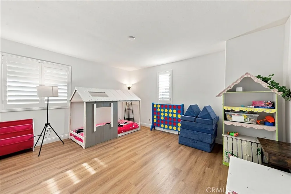5355 Delaney Way Fontana, CA 92336