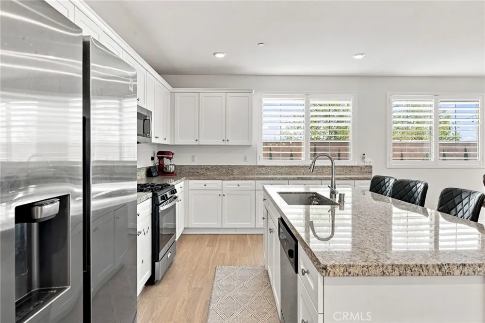 5355 Delaney Way Fontana, CA 92336