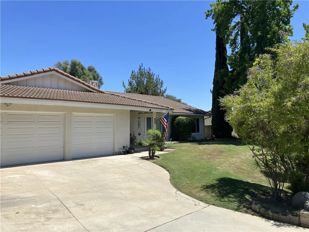 282 Summit Road La Verne, CA 91750