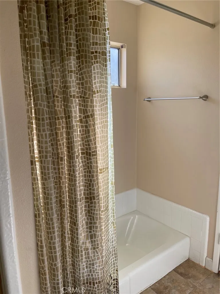 282 Summit Road La Verne, CA 91750