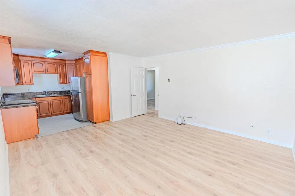1085 12th St #F Imperial Beach, CA 91932