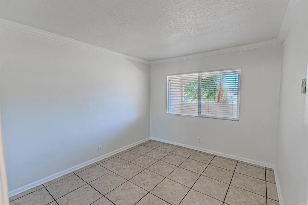 1085 12th St #F Imperial Beach, CA 91932