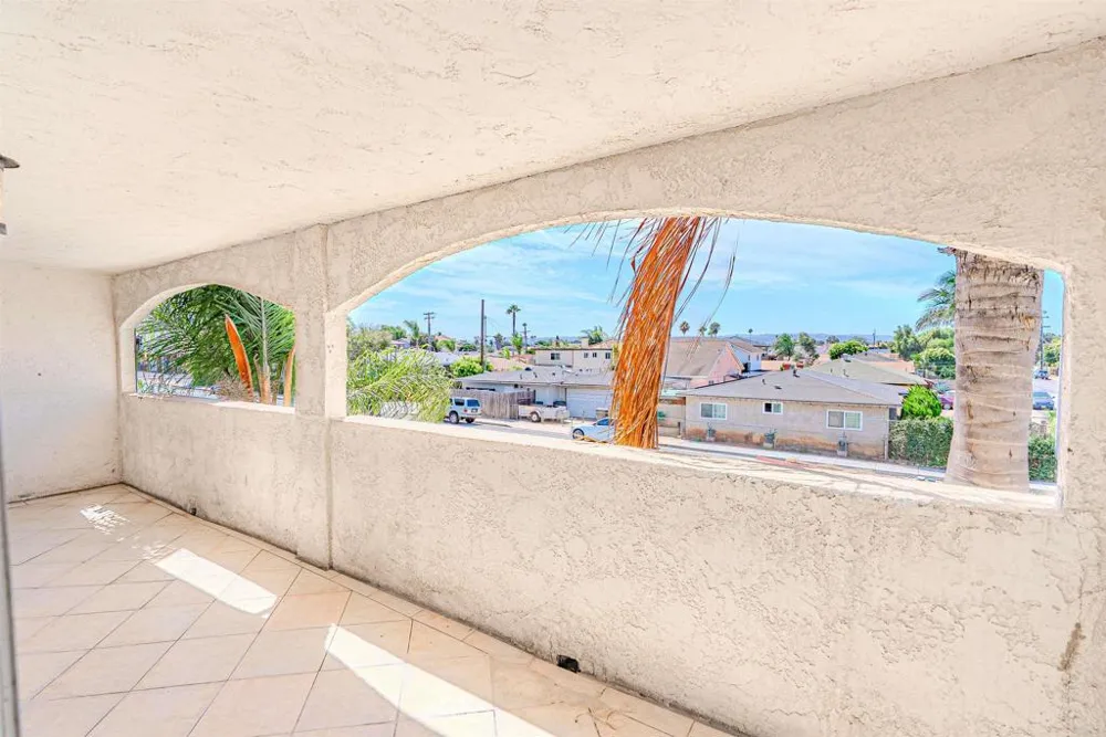 1085 12th St #F Imperial Beach, CA 91932