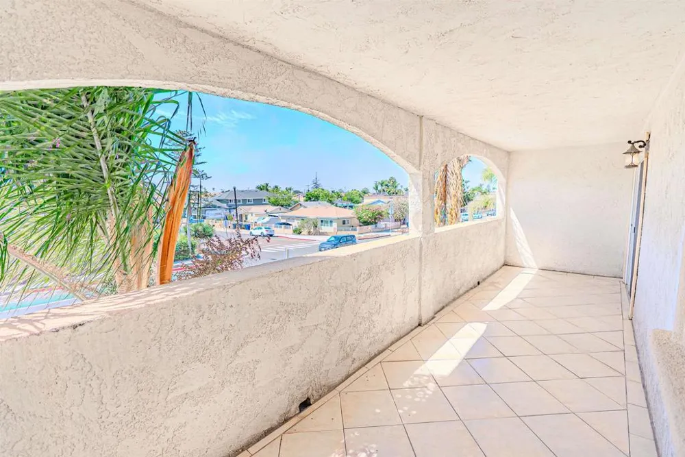 1085 12th St #F Imperial Beach, CA 91932