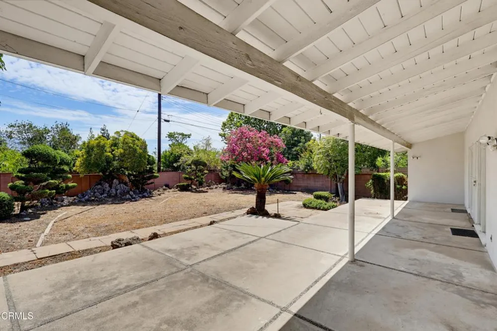 1980 Arroyo Boulevard Pasadena, CA 91103