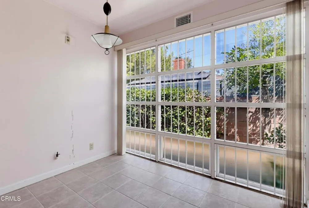 1980 Arroyo Boulevard Pasadena, CA 91103