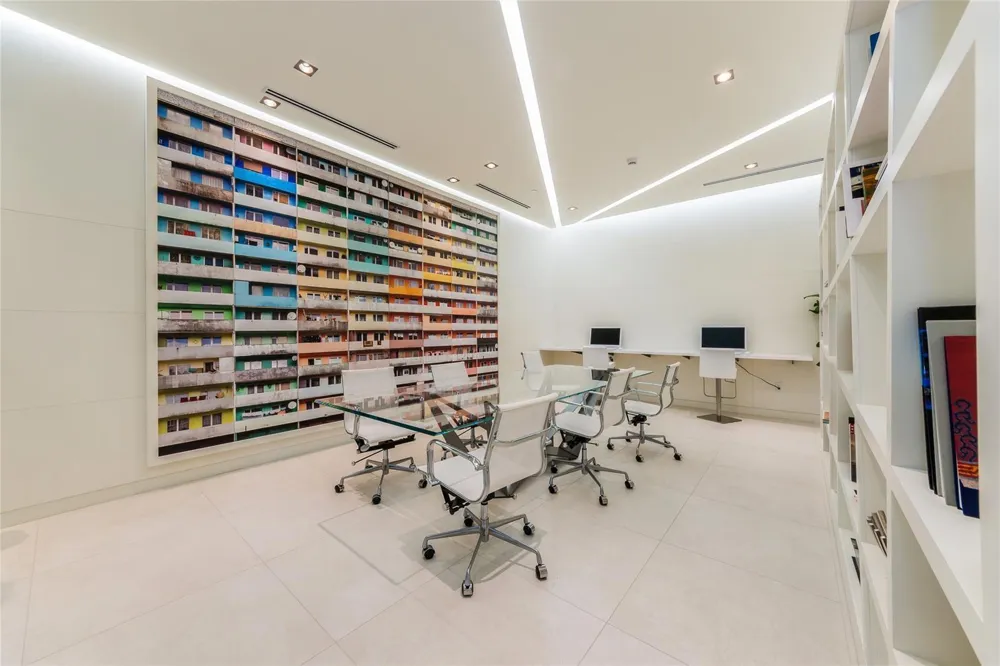 4250 Biscayne Boulevard #402 Miami, FL 33137