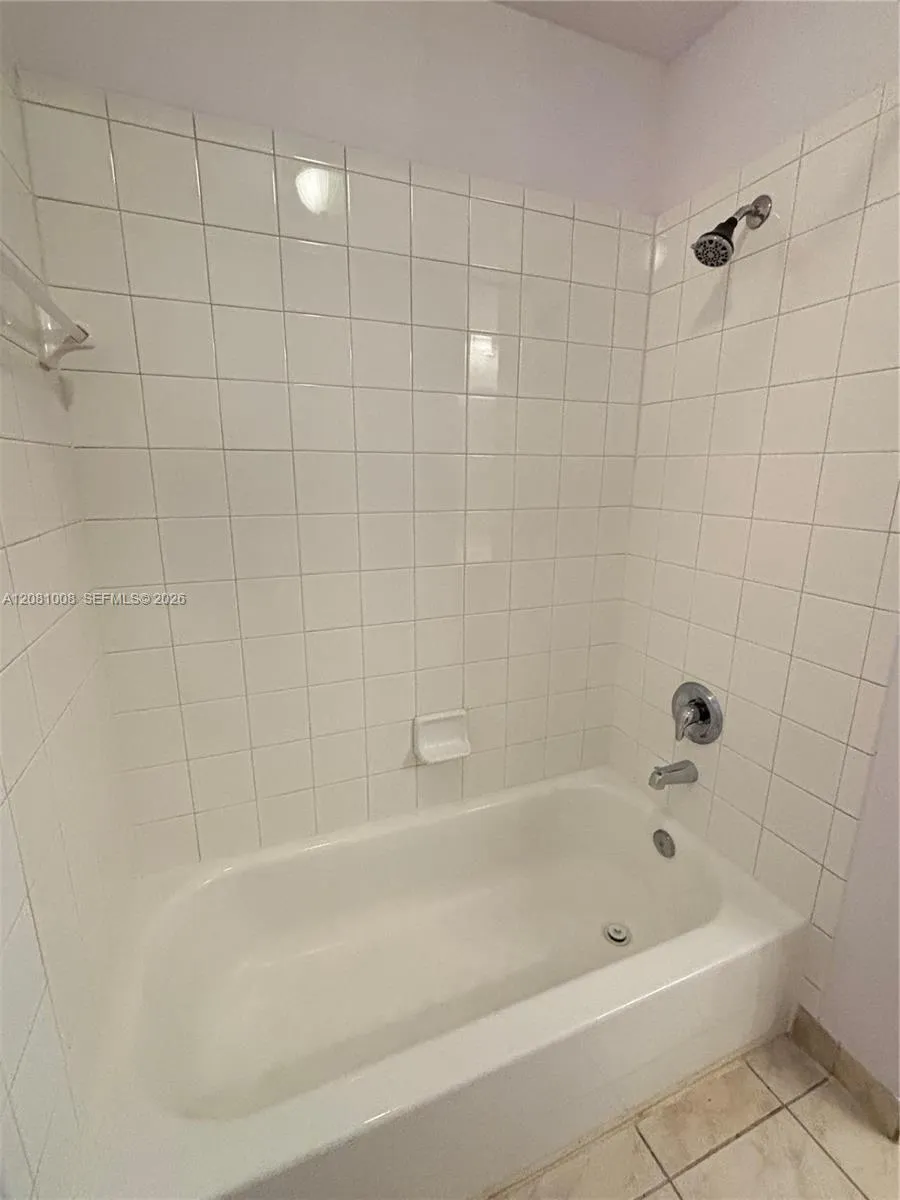 9241 Chambers St #0 Tamarac, FL 33321
