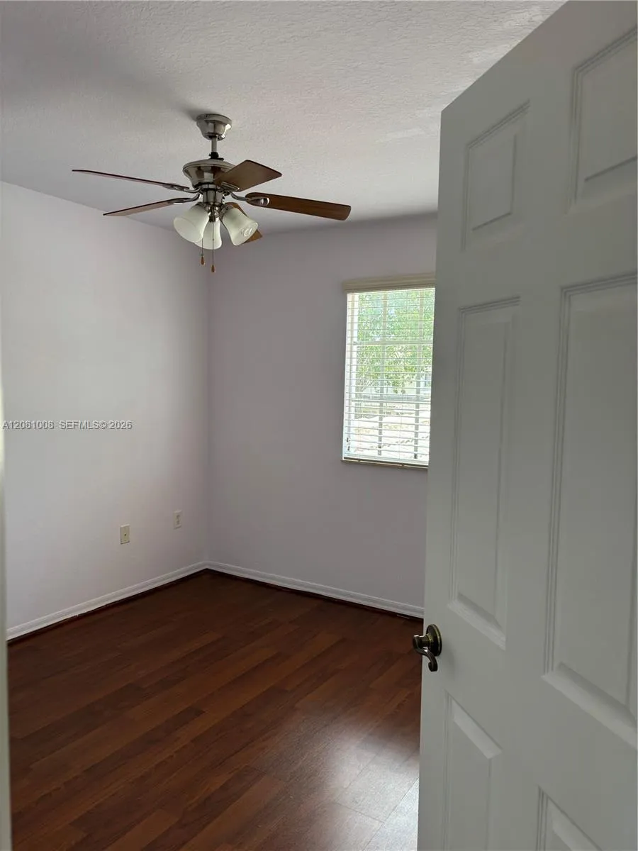 9241 Chambers St #0 Tamarac, FL 33321