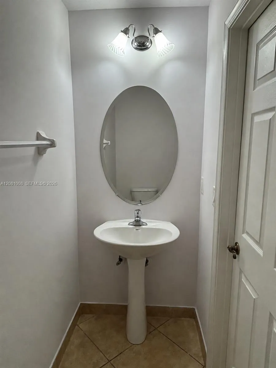 9241 Chambers St #0 Tamarac, FL 33321