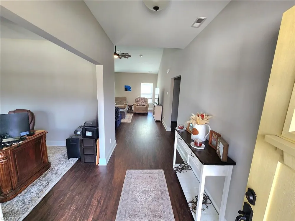 587 Seven Springs Parkway Ararat, VA 24328