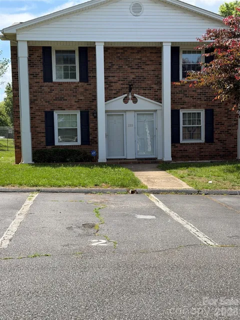 155 NW 17th Street NW #F1