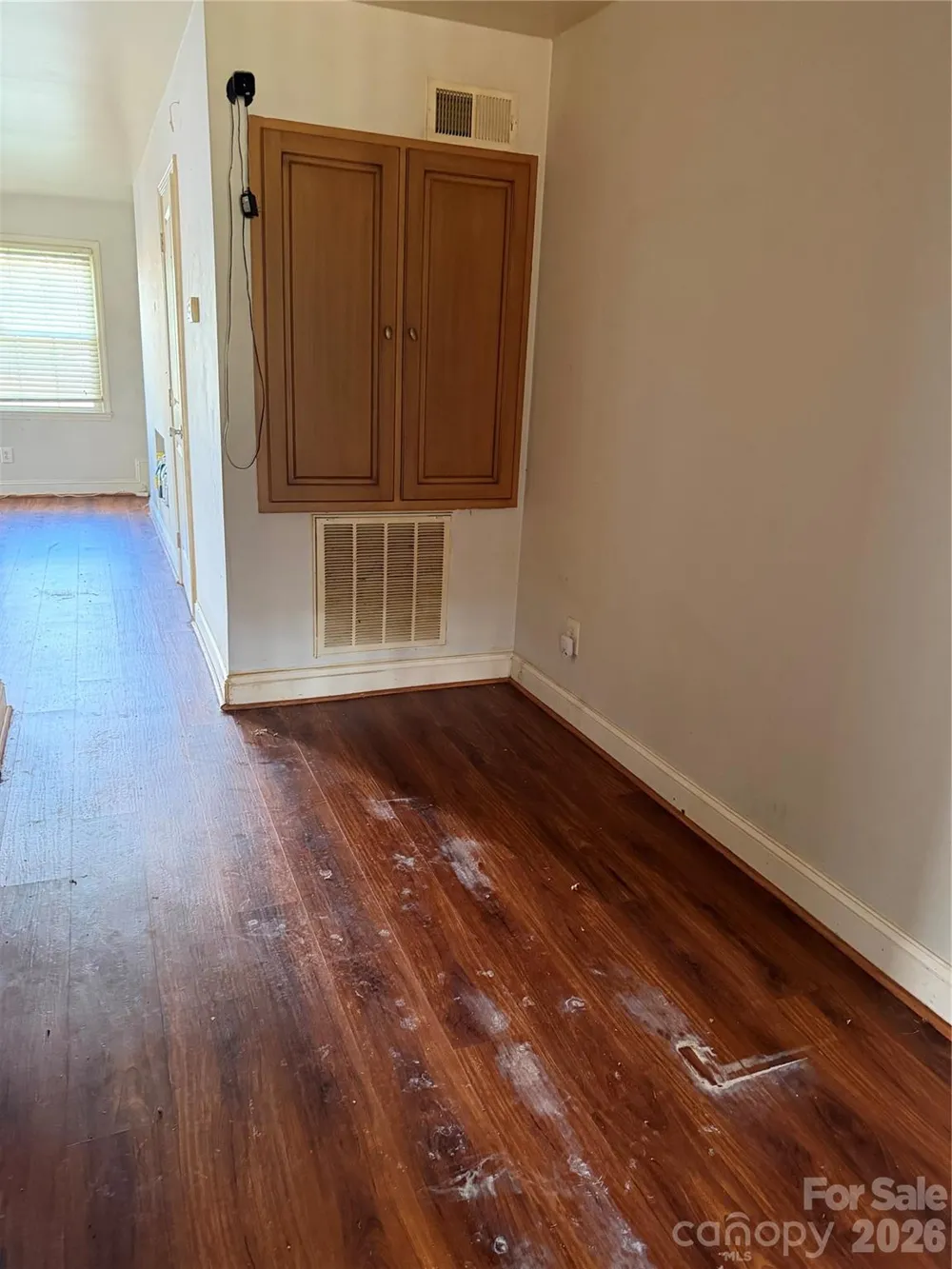 155 NW 17th Street NW #F1 Hickory, NC 28601