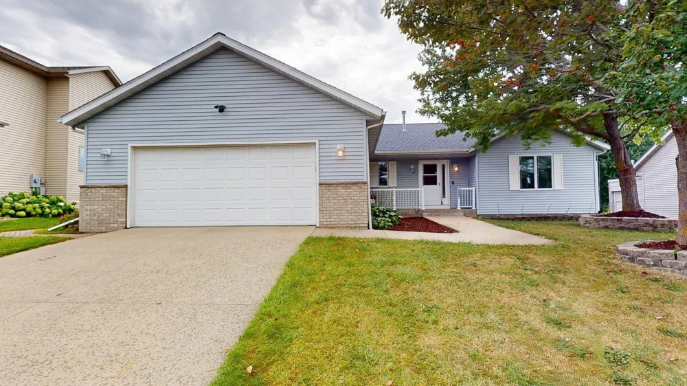 1007 Golfers Court SE Rochester, MN 55904