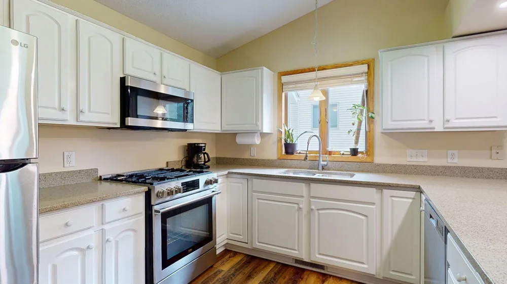 1007 Golfers Court SE Rochester, MN 55904