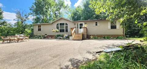 6438 Cougar Trail NW