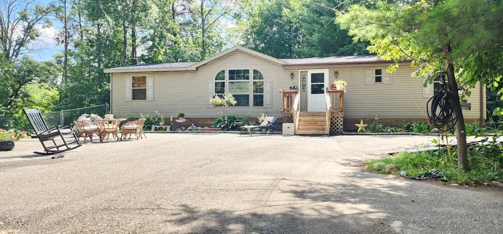 6438 Cougar Trail NW Walker, MN 56484