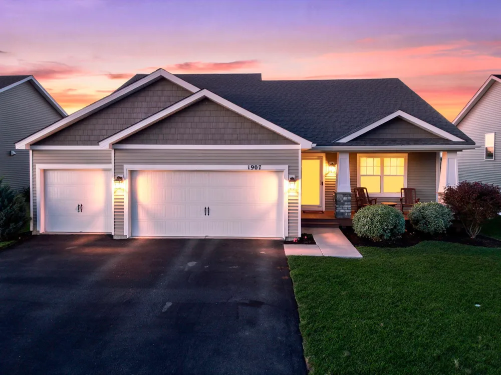 1907 Meridian Curve Carver, MN 55315