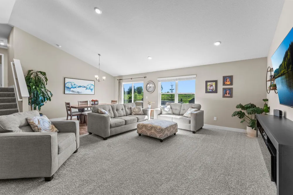 1907 Meridian Curve Carver, MN 55315