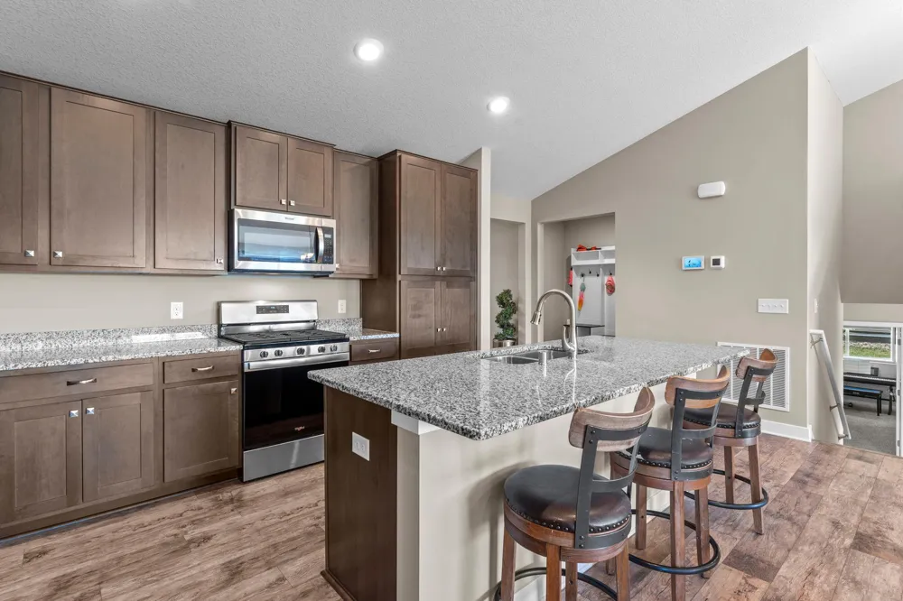 1907 Meridian Curve Carver, MN 55315