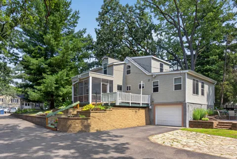 2577 County Road H W