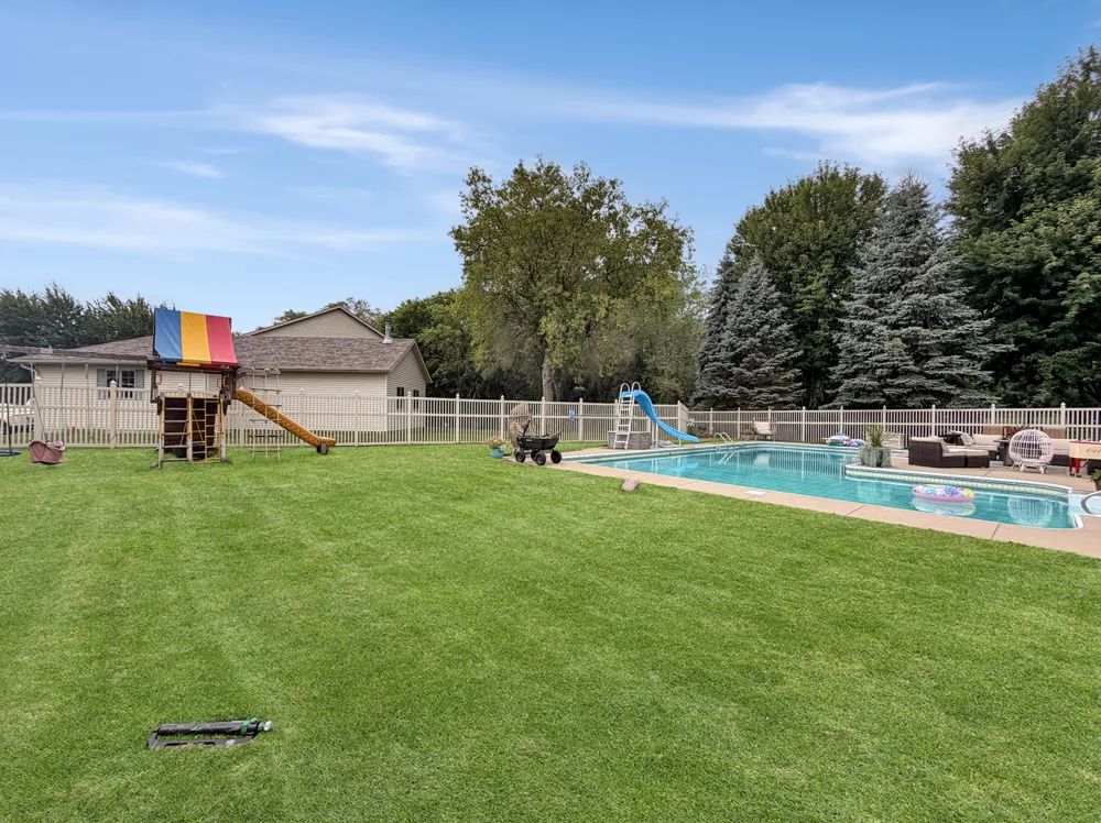 1910 Temminck Rd Saint Cloud, MN 56301